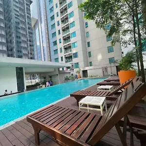  Апартаменты Summer Klcc By Luna Малайзия